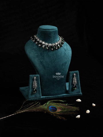 Green Emerald Elegance Necklace and Earrings Set - Diadem