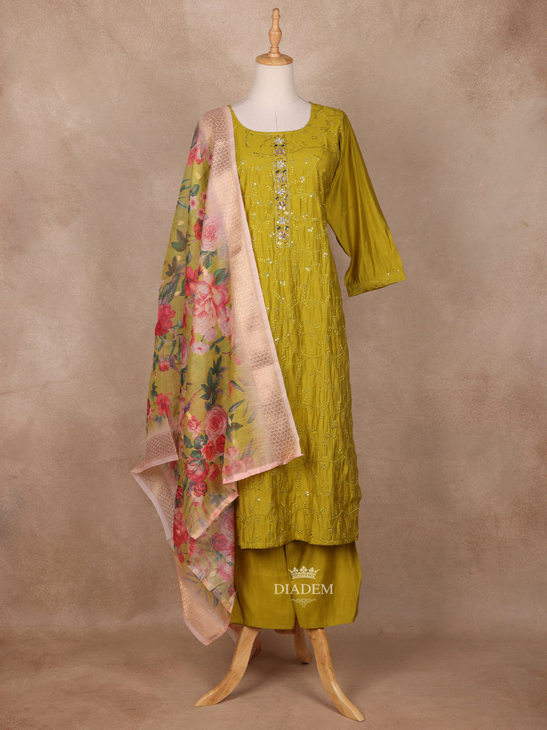 Green Semi Silk Floral Embroidery Salwar