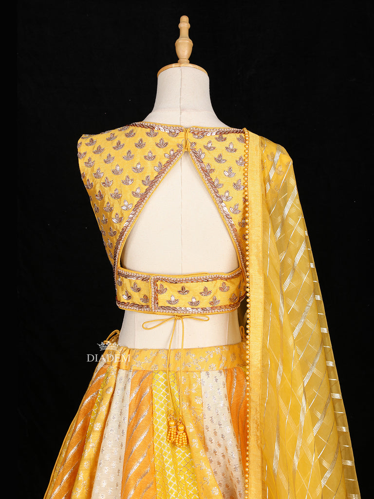 Yellow Multicolor Lehenga Sleeveless Net Dupatta