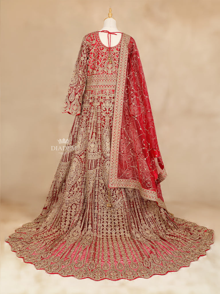 Long Trail Net Dupatta Red Lehenga