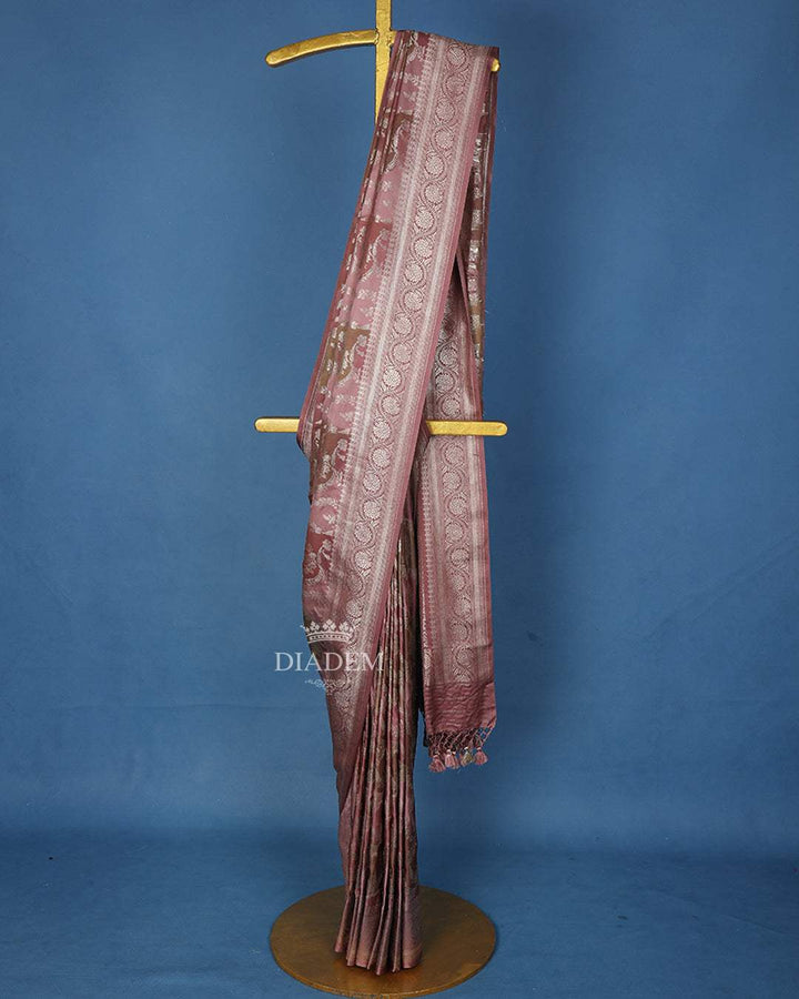 Onion Pink Floral Designed Bridal Banarasi Silk Saree - Diadem