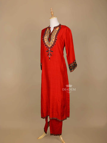 Red Raw Silk Straight Cut Salwar Suit for Women Adorned with Floral Embroidery Designs, with Closed Collar and 3/4 sleeves - Diadem