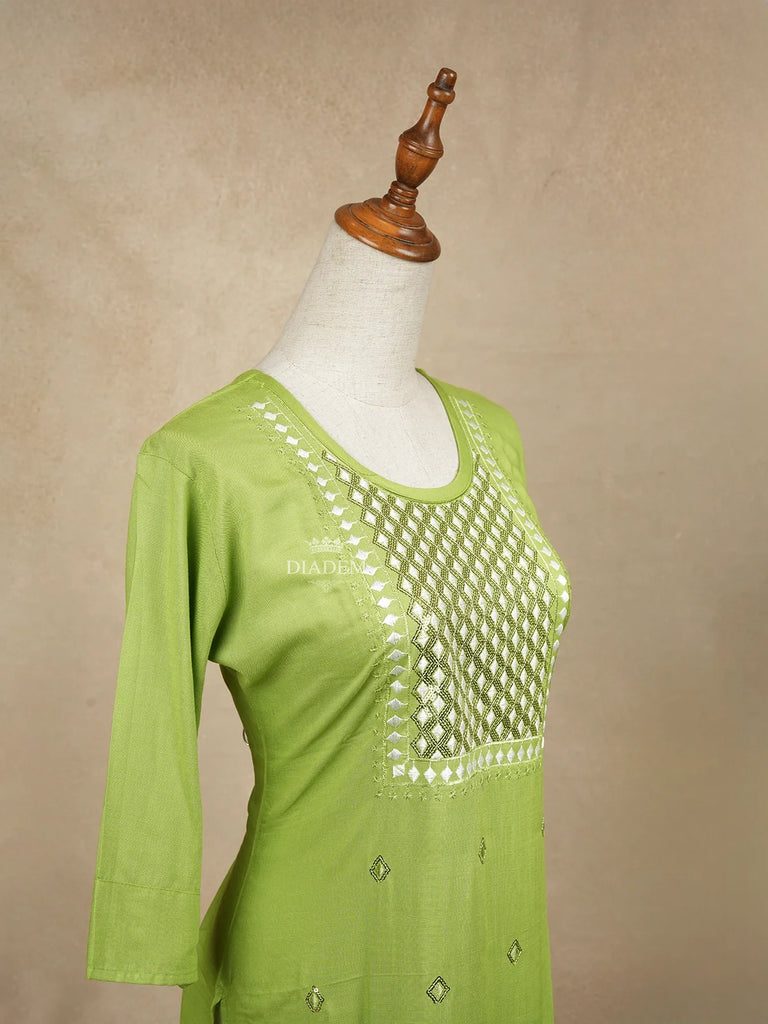 Round Neckline Kurtis