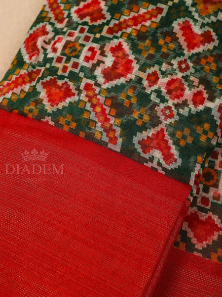 Green Cotton Saree With Geometric Patterns On the Body with Contrast Border - Diadem