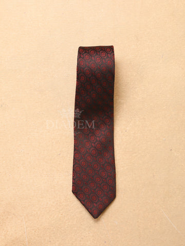 Solid Burgundy Suit Men Tie