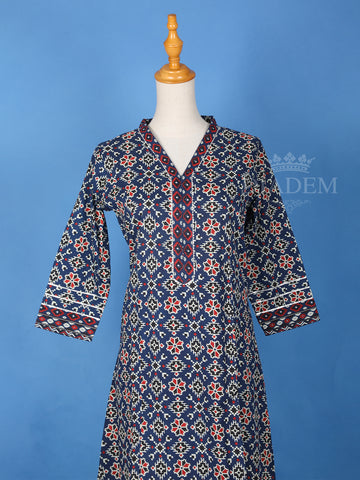 V-Neckline Dark Navy Blue Cotton Printed