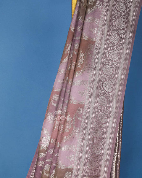 Woodrose Pink Floral Designed Bridal Banarasi Silk Saree - Diadem